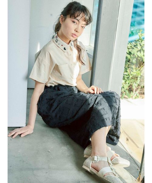 merry jenny(メリージェニー)の「floralスパンコールカラーシャツ(シャツ/ブラウス・レディース・ベージュ/オフホワイト・FREE)」の11枚目の写真