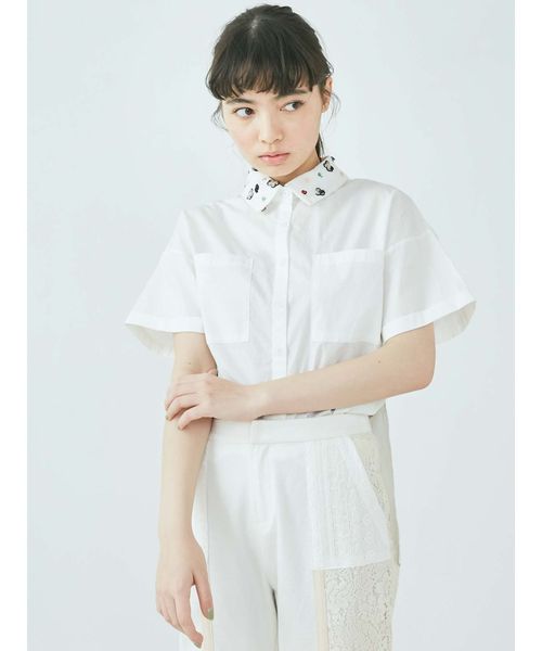 merry jenny(メリージェニー)の「floralスパンコールカラーシャツ(シャツ/ブラウス・レディース・ベージュ/オフホワイト・FREE)」の3枚目の写真