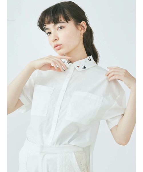 merry jenny(メリージェニー)の「floralスパンコールカラーシャツ(シャツ/ブラウス・レディース・ベージュ/オフホワイト・FREE)」の5枚目の写真