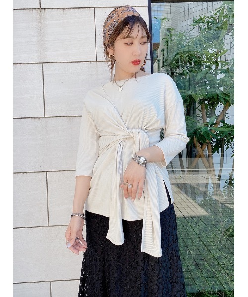 one way（ワンウェイ）の「フロントシバリＴＯＰＳ（Tシャツ/カットソー・レディース・ホワイト/ベージュ/ブラック/ライトグリーン・FREE）」の9枚目の写真