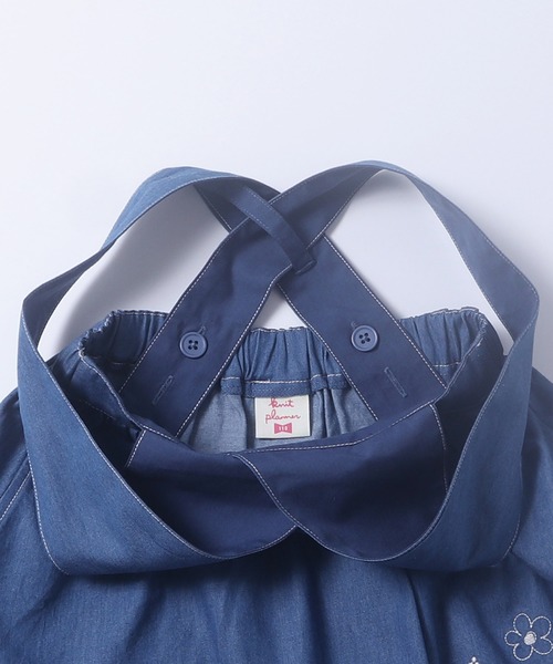 KP（ケーピー）の「デニム素材のジャンパースカート(100-130㎝)（ジャンパースカート・キッズ・ネイビー/ブルー・120cm/110cm/100cm/130cm）」の5枚目の写真