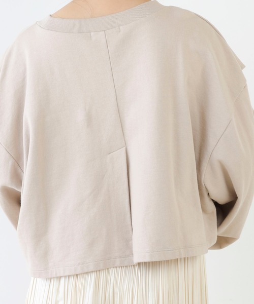 Chico（チコ）の「マルチウェイルーズショートスウェット（スウェット・レディース・チャコールグレー/ライトベージュ/グレイッシュベージュ/ライトカーキ・FREE）」の21枚目の写真