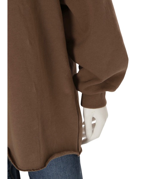 Ungrid(アングリッド)の「バックスリットスウェット(スウェット・レディース・オフホワイト/モカ・マルチサイズ)」の13枚目の写真