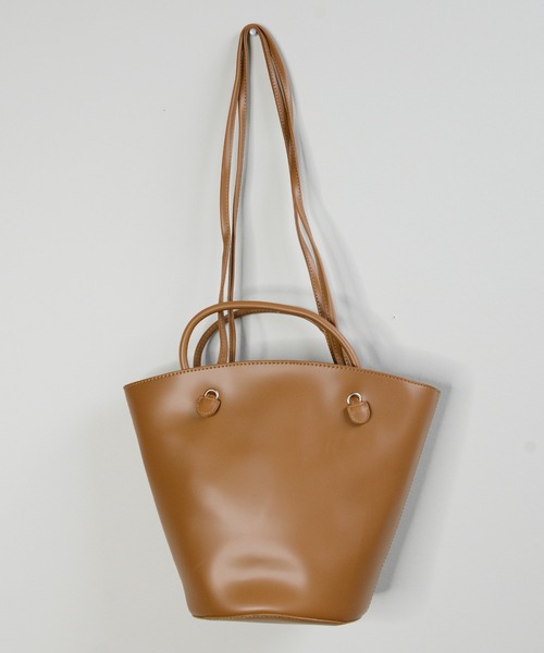 shopnikoniko（ショップニコニコ）の「2wayバケットバッグ（ショルダーバッグ・レディース・ベージュ/ブラック/ブラウン・フリー）」の4枚目の写真