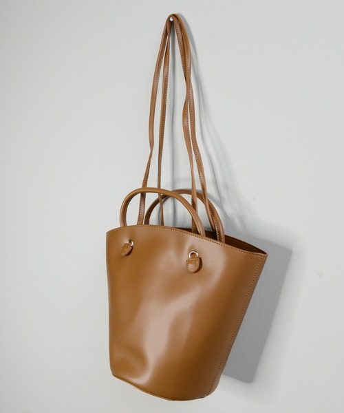 shopnikoniko（ショップニコニコ）の「2wayバケットバッグ（ショルダーバッグ・レディース・ベージュ/ブラック/ブラウン・フリー）」の5枚目の写真