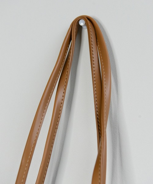 shopnikoniko（ショップニコニコ）の「2wayバケットバッグ（ショルダーバッグ・レディース・ベージュ/ブラック/ブラウン・フリー）」の9枚目の写真