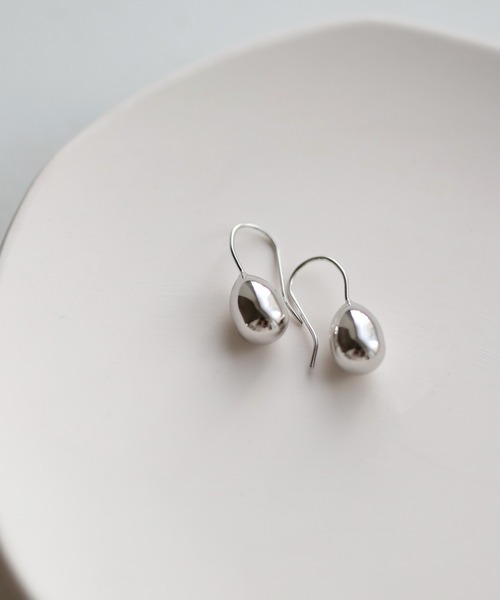 select MOCA(セレクトモカ)の「ニュアンスドロップピアス(ピアス(両耳用)・レディース・シルバー/ゴールド・FREE)」の10枚目の写真