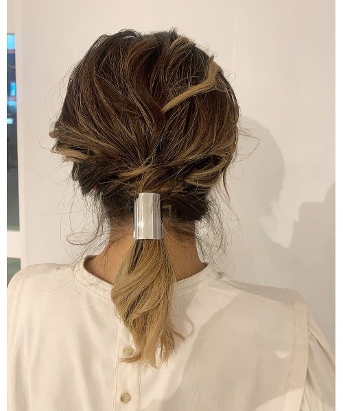 mou(モウ)の「プレートシンプルヘアフック(小)(その他ヘアアクセサリー・レディース・ゴールド/シルバー・FREE)」の2枚目の写真