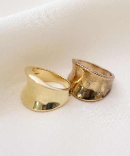 florist（フローリスト）の「【2種展開】ぷっくり×アンティークのシンプルワイドリング　メンズ/レディース兼用（リング・メンズ・シルバー系その他3/ゴールド系その他3/ゴールド系その他2/シルバー系その他2・11号/13号/21号/9号/23号/17号/19号/7号/15号）」の10枚目の写真