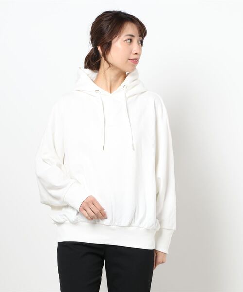 Te chichi（テチチ）の「ドルマンパーカー（パーカー・レディース・オリーブ/ベージュ/オフホワイト・ﾌﾘ-）」の2枚目の写真