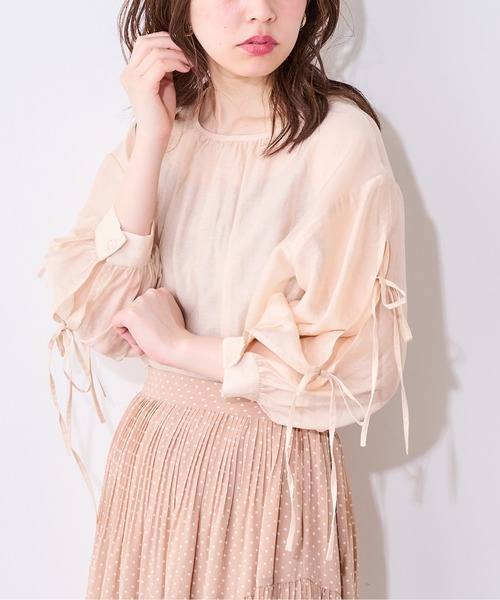 natural couture（ナチュラルクチュール）の「【WEB限定】ダブルリボン2WAYシアーブラウス（シャツ/ブラウス・レディース・ブラック/オフホワイト/ミント/ピンクベージュ・FREE）」の4枚目の写真