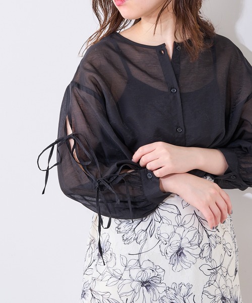 natural couture（ナチュラルクチュール）の「【WEB限定】ダブルリボン2WAYシアーブラウス（シャツ/ブラウス・レディース・ブラック/オフホワイト/ミント/ピンクベージュ・FREE）」の3枚目の写真