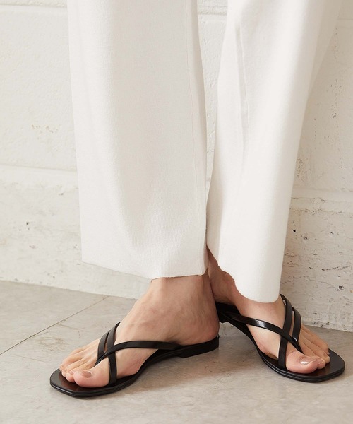 OUVRAGE CLASSE（ウヴラージュクラス）の「【LAOCOONTE/ラオコンテ】Tuscary　トングサンダル（サンダル・レディース・ブラック/パイソン・SMALL/MEDIUM）」の9枚目の写真