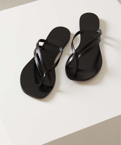 OUVRAGE CLASSE（ウヴラージュクラス）の「【LAOCOONTE/ラオコンテ】Tuscary　トングサンダル（サンダル・レディース・ブラック/パイソン・SMALL/MEDIUM）」の12枚目の写真