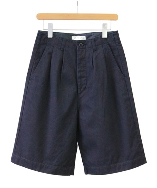 TEXTURE WE MADE（テクスチャーウィーメイド）の「WIDE TUCK SHORT PANT：ワイドタックショートパンツ（その他パンツ・メンズ・インディゴブルー・30inch/32inch/28inch）」の2枚目の写真