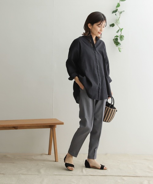 URBAN RESEARCH DOORS(アーバンリサーチドアーズ)の「ストレッチテーパードイージーパンツ(その他パンツ・レディース・ブラック/ネイビー/グレー系その他・38/36/34)」の9枚目の写真