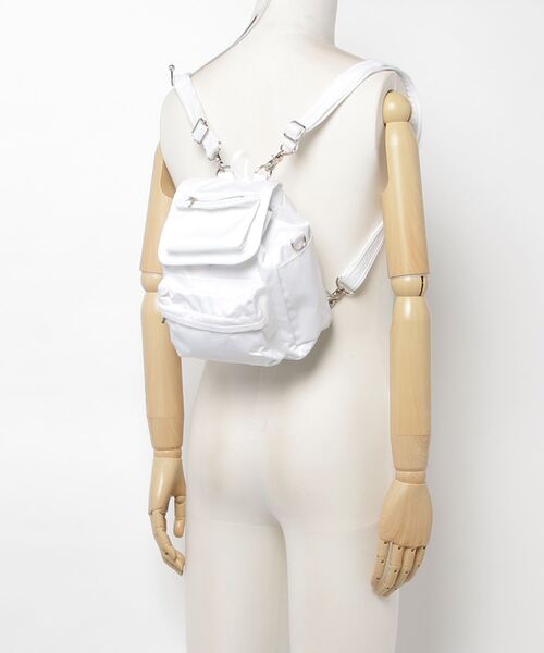 603(ロクマルサン)の「603 スーパーミニ2wayボディバッグ(バックパック/リュック・メンズ・ホワイト・FREE)」の5枚目の写真