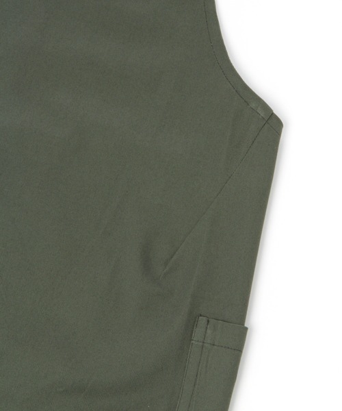 niko and...（ニコアンド）の「[CITY CREEK]ステッチエプロン（エプロン・レディース・グリーン/ベージュ/ネイビー・0）」の13枚目の写真