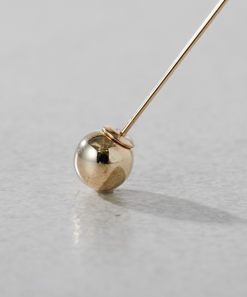 ear PAPILLONNER（イアパピヨネ）の「(WEB限定カラー有り)イヤーラップピアス（ピアス（片耳用）・レディース・ゴールド系その他/ホワイト×シルバー/ホワイト×ゴールド/ゴールド系その他2・ONE SIZE）」の5枚目の写真