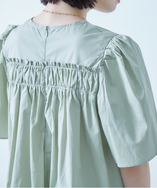 ECRIRE(エクリール)の「ギャザーフレアチュニック(チュニック・レディース・ベージュ/グリーン/ブルー/オフホワイト・フリー)」の20枚目の写真
