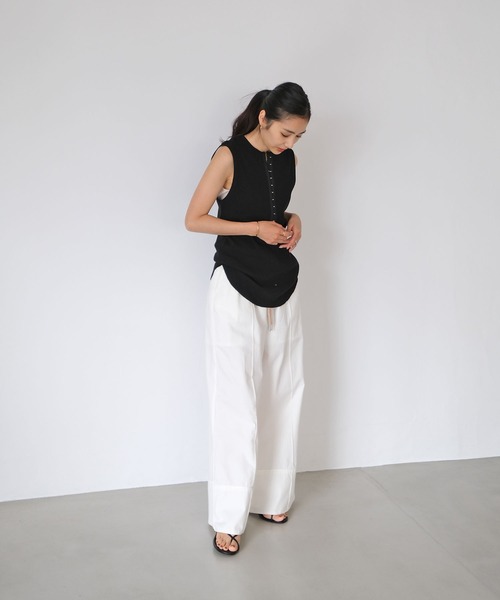 AKTE（アクテ）の「フロントスナップサーマルタンクトップ（Tシャツ/カットソー・レディース・ホワイト/ブラック・FREE）」の16枚目の写真