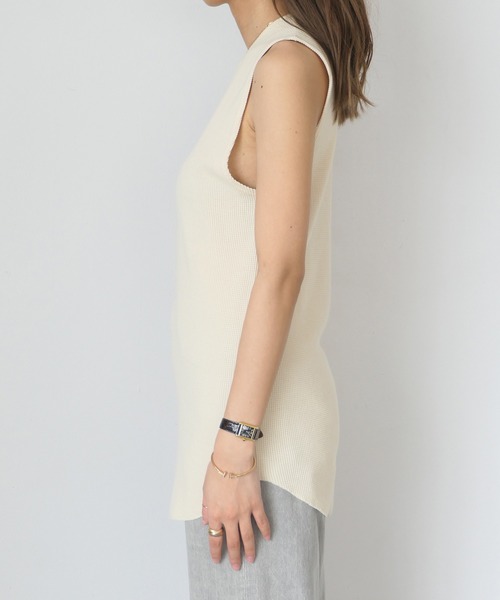 AKTE（アクテ）の「フロントスナップサーマルタンクトップ（Tシャツ/カットソー・レディース・ホワイト/ブラック・FREE）」の13枚目の写真