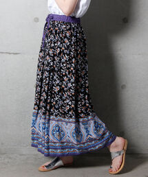更紗プリントタックギャザースカート