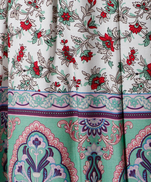 fredy couleur（フレディクルール）の「更紗プリントタックギャザースカート（スカート・レディース・ホワイト系その他5/ブラック系その他4・38）」の13枚目の写真