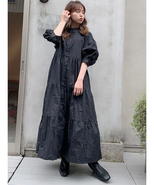 dazzlin（ダズリン）の「ティアードAラインシャツワンピース（ワンピース・レディース・オフホワイト/ブラック・FREE）」の6枚目の写真