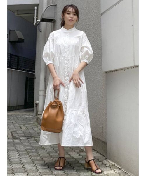 dazzlin（ダズリン）の「ティアードAラインシャツワンピース（ワンピース・レディース・オフホワイト/ブラック・FREE）」の13枚目の写真