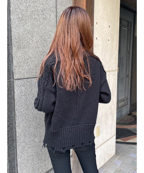 ENVYM（アンビー）の「Ｖネックアウトシームニット（ニット/セーター・レディース・ブラック/ベージュ/ホワイト・FREE）」の10枚目の写真