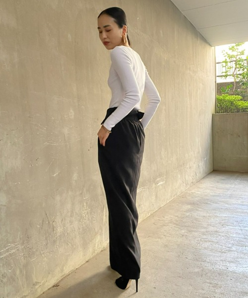 HIROSAI（ヒロサイ）の「スクエアネックニット（ニット/セーター・レディース・ホワイト/ブラック/レッド・S/M）」の5枚目の写真