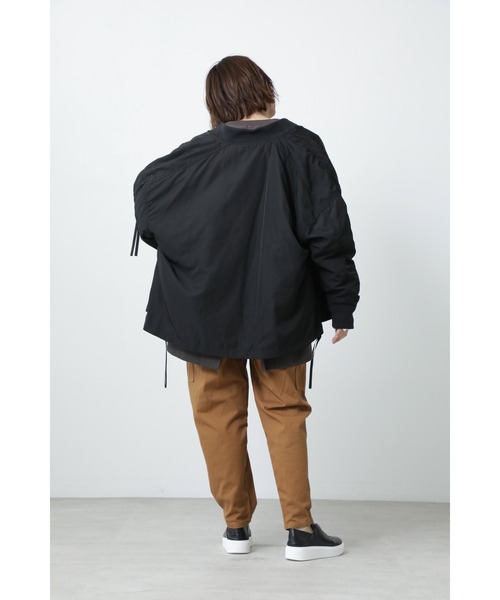 GENE HEAVENS(ジーンヘブンズ)の「(GENE HEAVENS)ORDINALY FEDERATION x GENE HEAVENS MA1ジャケット(MA-1・レディース・カーキ/ブラック・ONE SIZE)」の4枚目の写真
