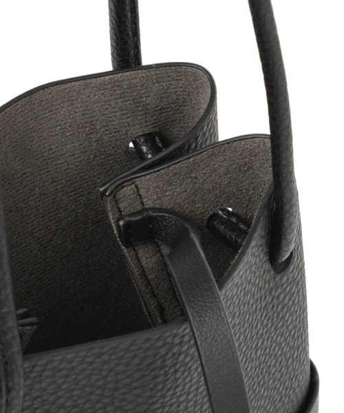 niko and...（ニコアンド）の「フェイクレザー巾着ショルダーバッグ（ショルダーバッグ・メンズ・ブラック/ブラウン/グレー・0）」の4枚目の写真