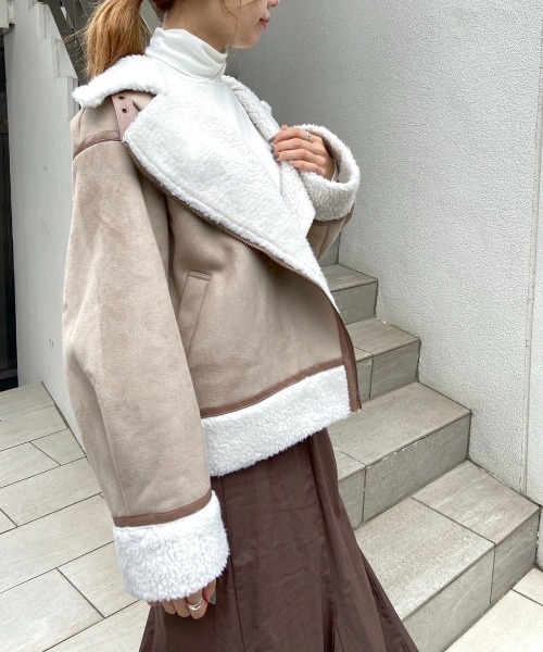 OLIVE des OLIVE(オリーブデオリーブ)の「【WEB限定】ムートンライダース(ムートンコート・レディース・ベージュ/アイボリー・FREE)」の3枚目の写真