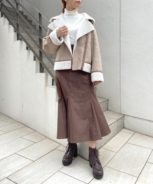 OLIVE des OLIVE(オリーブデオリーブ)の「【WEB限定】ムートンライダース(ムートンコート・レディース・ベージュ/アイボリー・FREE)」の4枚目の写真