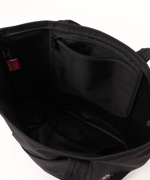 Manhattan Portage（マンハッタンポーテージ）の「Cherry Hill Tote Bag / Mickey Mouse 2021（トートバッグ・メンズ・ブラック・MEDIUM）」の16枚目の写真