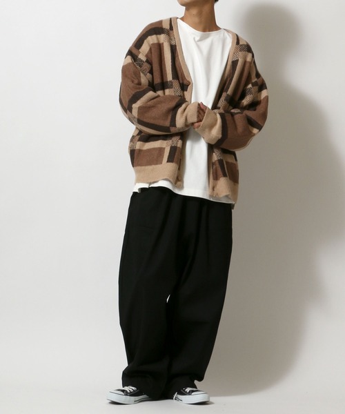 ANPAS（アンパス）の「Paisley Plaid Jacquard Knit Cardigan/ペイズリー チェック ジャガード ニットルーズカーディガン（カーディガン/ボレロ・メンズ・ブラック/ブラウン/グレイッシュブルー/キナリ・LL/M/L）」の5枚目の写真