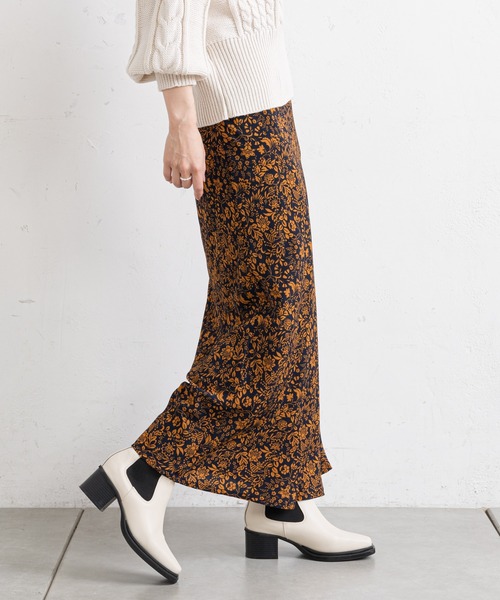 prose verse(プロズヴェール)の「レトロフラワーマーメイドスカート(スカート・レディース・ネイビー/レッド・MEDIUM)」の17枚目の写真