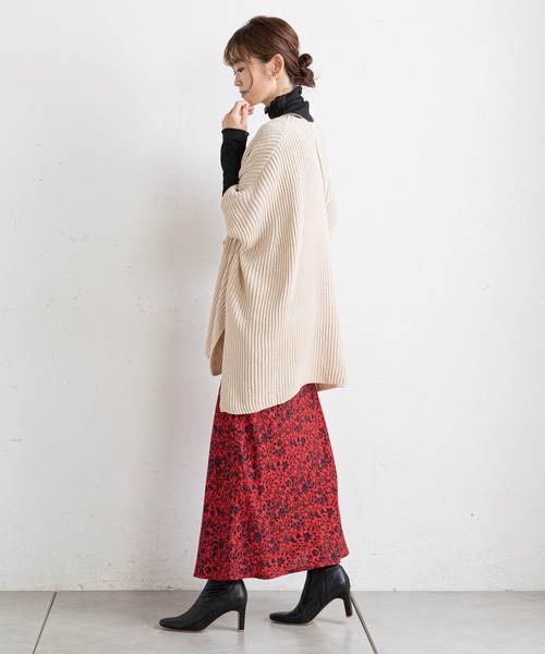 prose verse(プロズヴェール)の「レトロフラワーマーメイドスカート(スカート・レディース・ネイビー/レッド・MEDIUM)」の3枚目の写真