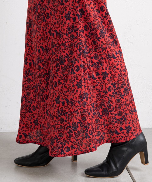 prose verse(プロズヴェール)の「レトロフラワーマーメイドスカート(スカート・レディース・ネイビー/レッド・MEDIUM)」の18枚目の写真