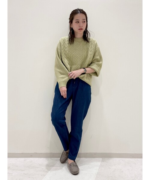 SHOO・LA・RUE（シューラルー）の「◆６色展開！洗濯機で洗えるざっくりもちもちケーブルニット（ニット/セーター・レディース・ライトブルー/サンドベージュ/ダークウッド/レモンイエロー/ピンク系/アイボリー・03/02/04）」の22枚目の写真