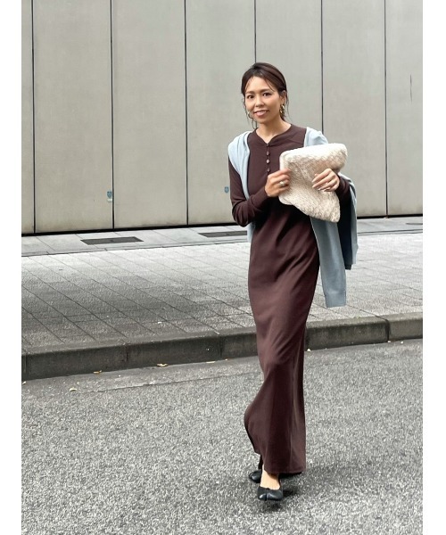 ulu（ウル）の「Rib tight long dress（ワンピース・レディース・ブラウン・FREE）」の7枚目の写真