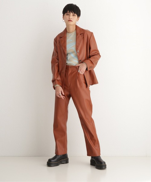 Paloma Wool（パロマウール）の「【PALOMA WOOL/パロマ ウール】APONWAO（Tシャツ/カットソー・レディース・キャメル・SMALL）」の2枚目の写真