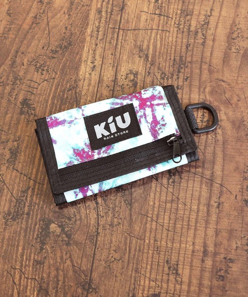 KiU（キウ）の「ウォーターリペレント ウォレット タイプ-A（ポーチ・レディース・カモフラージュ/ホワイト×ブルー/ホワイト系その他/ブラック系その他/その他10/ゼブラ/アニマル/カラフル/ブラック/レッド系その他/ブルー系その他/ブラック系その他2/マルチ/タイガーカモ/ブラック×カーキ/ベージュ系その他/ブルー系その他2/レオパード/ネイビー系/ダークグリーン系/ブルー系その他3・FREE）」の2枚目の写真