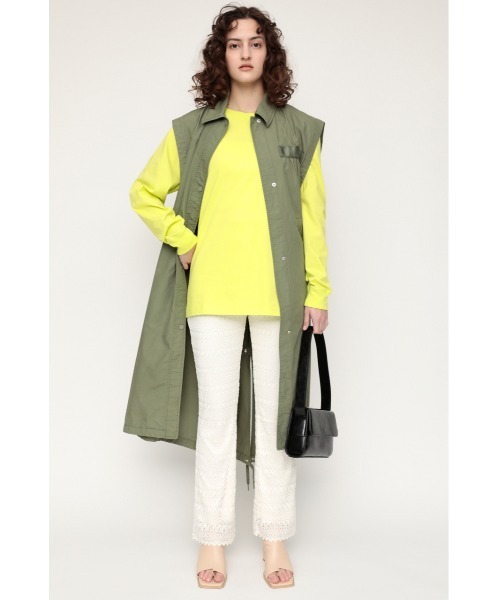 SLY(スライ)の「SCALLOP LACE FLARE PT レース フレア パンツ(スラックス・レディース・グリーン/ブラック/オフホワイト・2/1)」の4枚目の写真