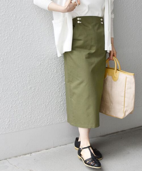 SHIPS any（シップス エニィ）の「SHIPS any:〈ウォッシャブル〉フロントボタン タイト スカート◇（スカート・レディース・カーキ/ブルー・38/36）」の15枚目の写真