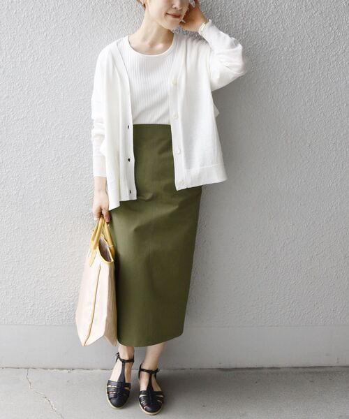 SHIPS any（シップス エニィ）の「SHIPS any:〈ウォッシャブル〉フロントボタン タイト スカート◇（スカート・レディース・カーキ/ブルー・38/36）」の18枚目の写真