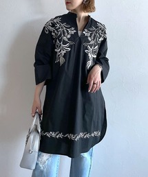 エンブロイダリーワンピース