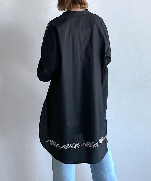 PAGEBOY(ページボーイ)の「エンブロイダリーワンピース(チュニック・レディース・オフホワイト/ブラック・FREE)」の7枚目の写真